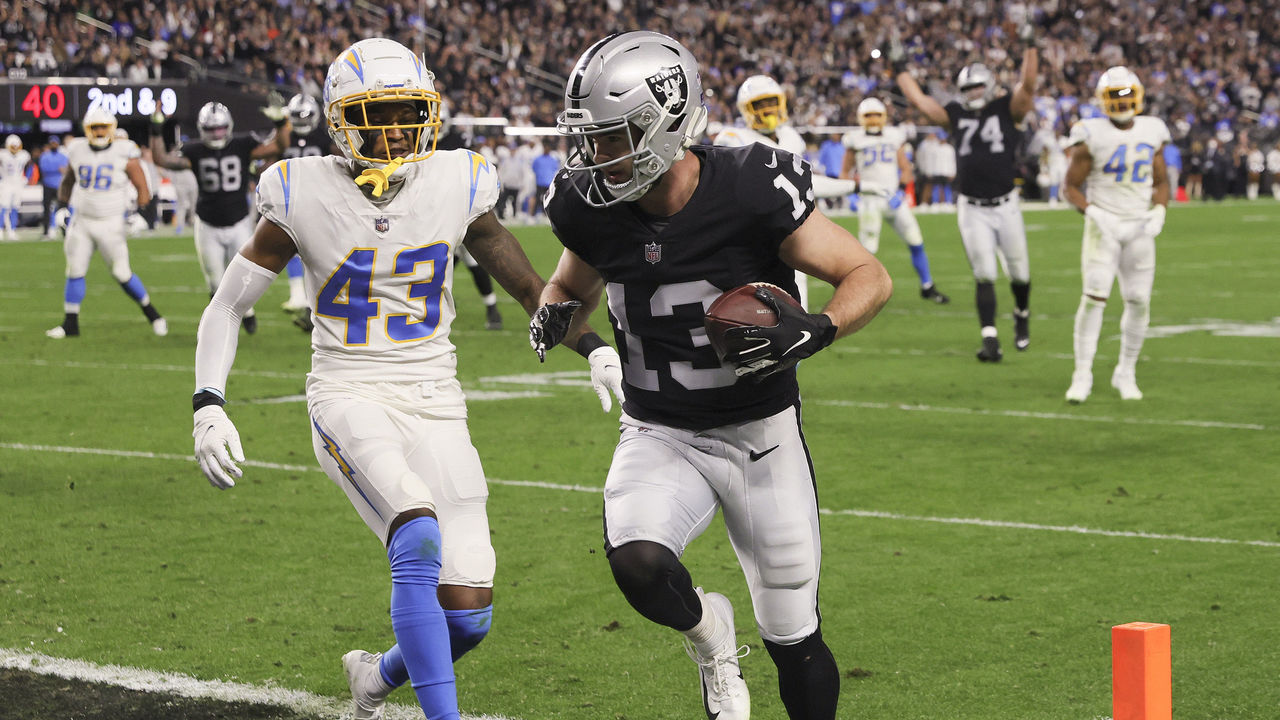 Oakland Raiders edge LA Chargers for second thrilling win in five