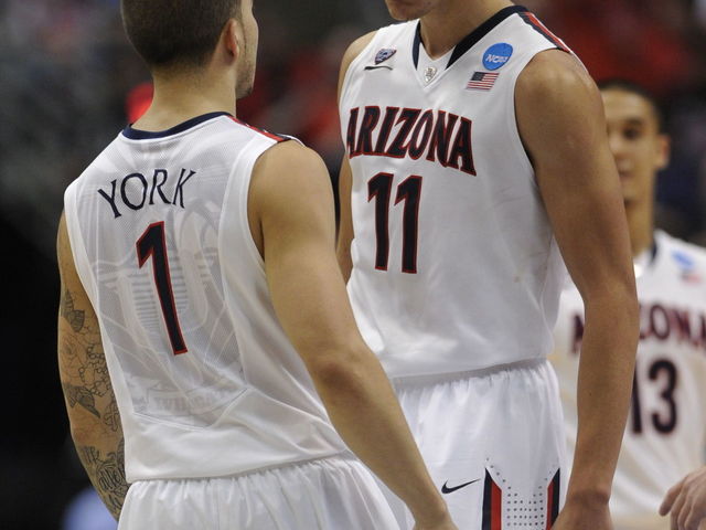 VIDEO: NBA Combine vertical jump bar raised (literally) for Arizona's Aaron Gordon