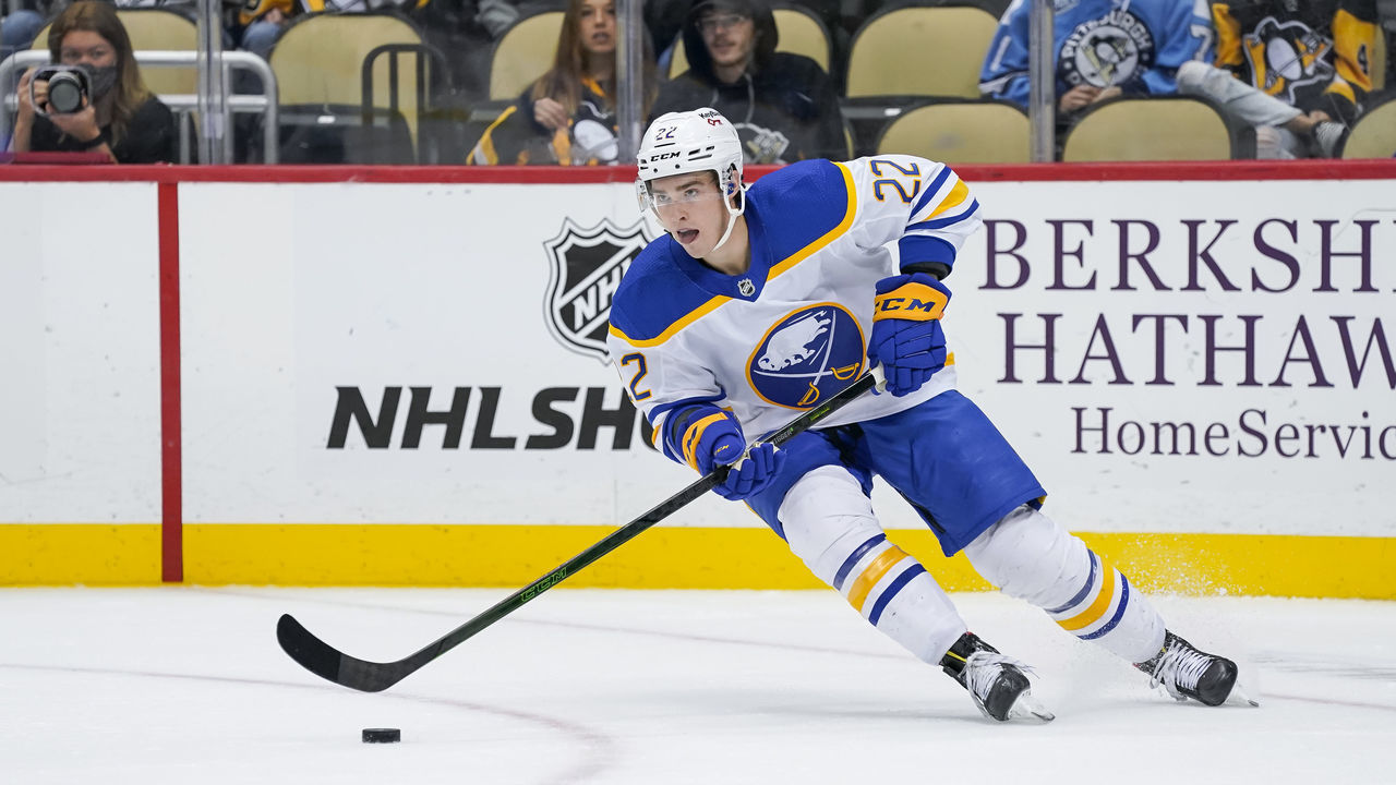 PITTSBURGH, PA - OCTOBER 05: Buffalo Sabres right wing Jack Quinn (22) skates with the puck during the first period in the preseason NHL game between the Pittsburgh Penguins and the Buffalo Sabres on October 5, 2021, at PPG Paints Arena in Pittsburgh, PA.