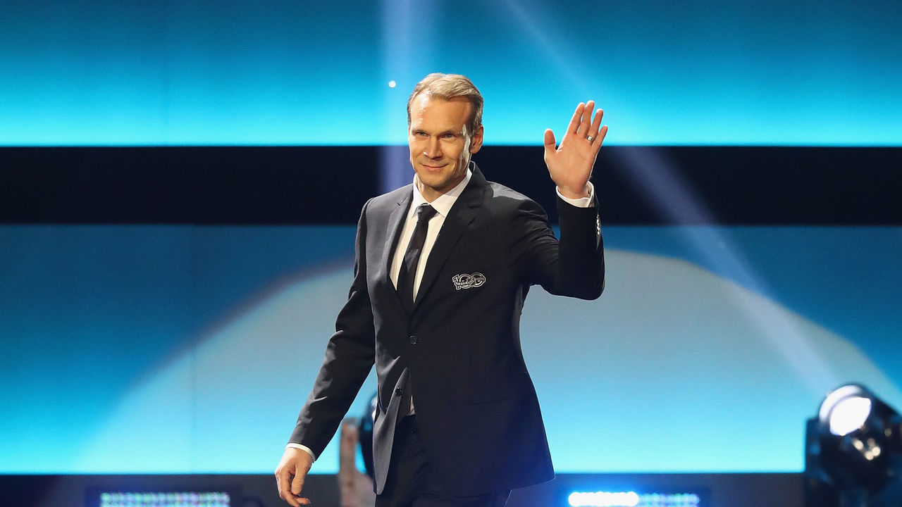 LOS ANGELES, CA - JANUARY 27: Former NHL player Nicklas Lidstrom is introduced during the NHL 100 presented by GEICO Show as part of the 2017 NHL All-Star Weekend at the Microsoft Theater on January 27, 2017 in Los Angeles, California.