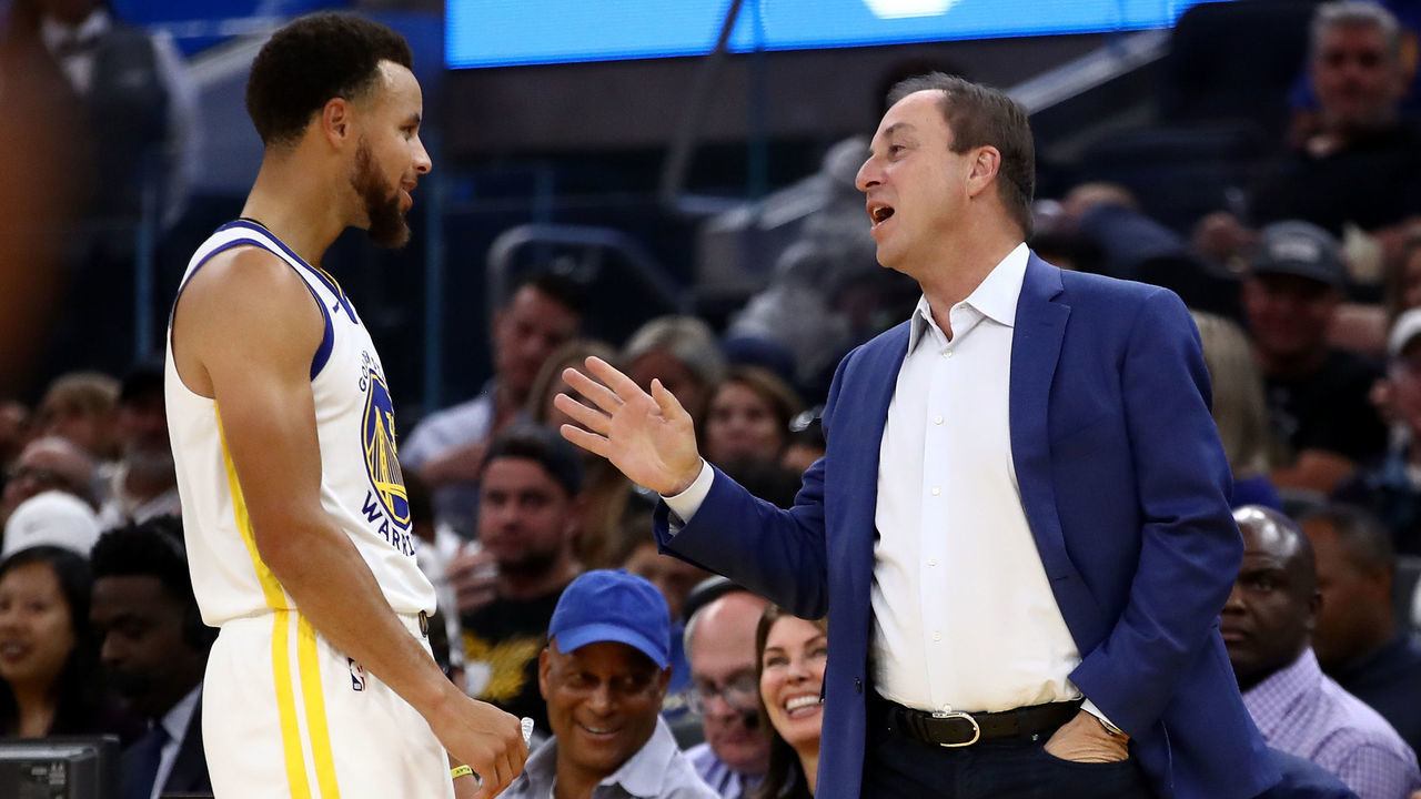 SAN FRANCISCO, CALIFORNIA - OCTOBER 05: Golden State Warriors owner Joe Lacob speaks to Stephen Curry #30 during their game against the Los Angeles Lakers at Chase Center on October 05, 2019 in San Francisco, California.