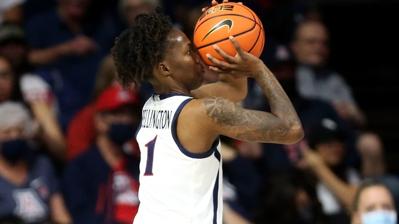 TUCSON, AZ - NOVEMBER 19: University of Arizona Wildcats guard #1 Shaina Pellington during a women's basketball game between the Marist College Red Foxes and the University of Arizona Wildcats on November 19, 2021 at McKale Center in Tucson, AZ.