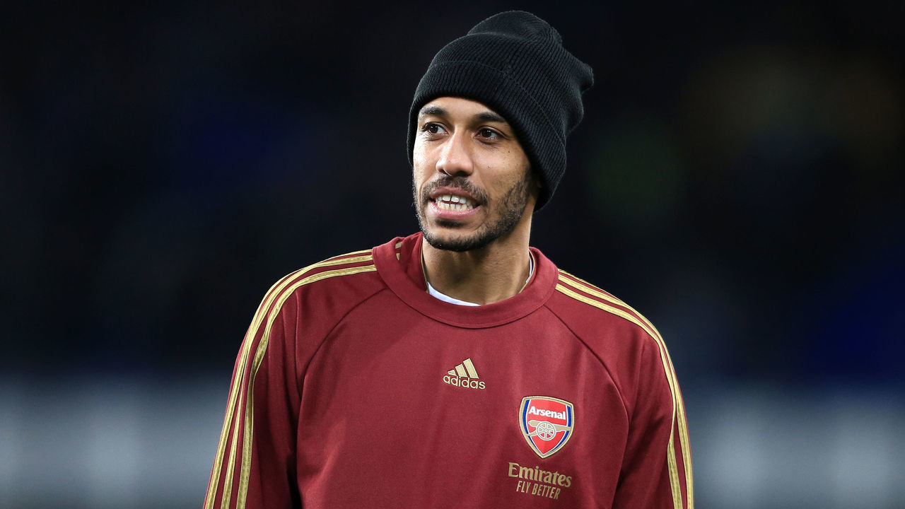 LIVERPOOL, ENGLAND - DECEMBER 06: Pierre-Emerick Aubameyang of Arsenal looks on before the Premier League match between Everton and Arsenal at Goodison Park on December 6, 2021 in Liverpool, England.