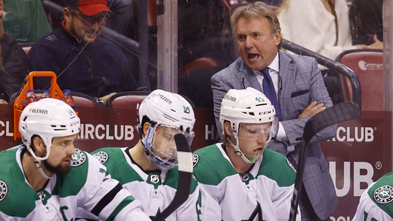 SUNRISE, FLORIDA - JANUARY 14: Head coach Rick Bowness of the Dallas Stars reacts against the Florida Panthers during the second period at FLALive Arena on January 14, 2022 in Sunrise, Florida.