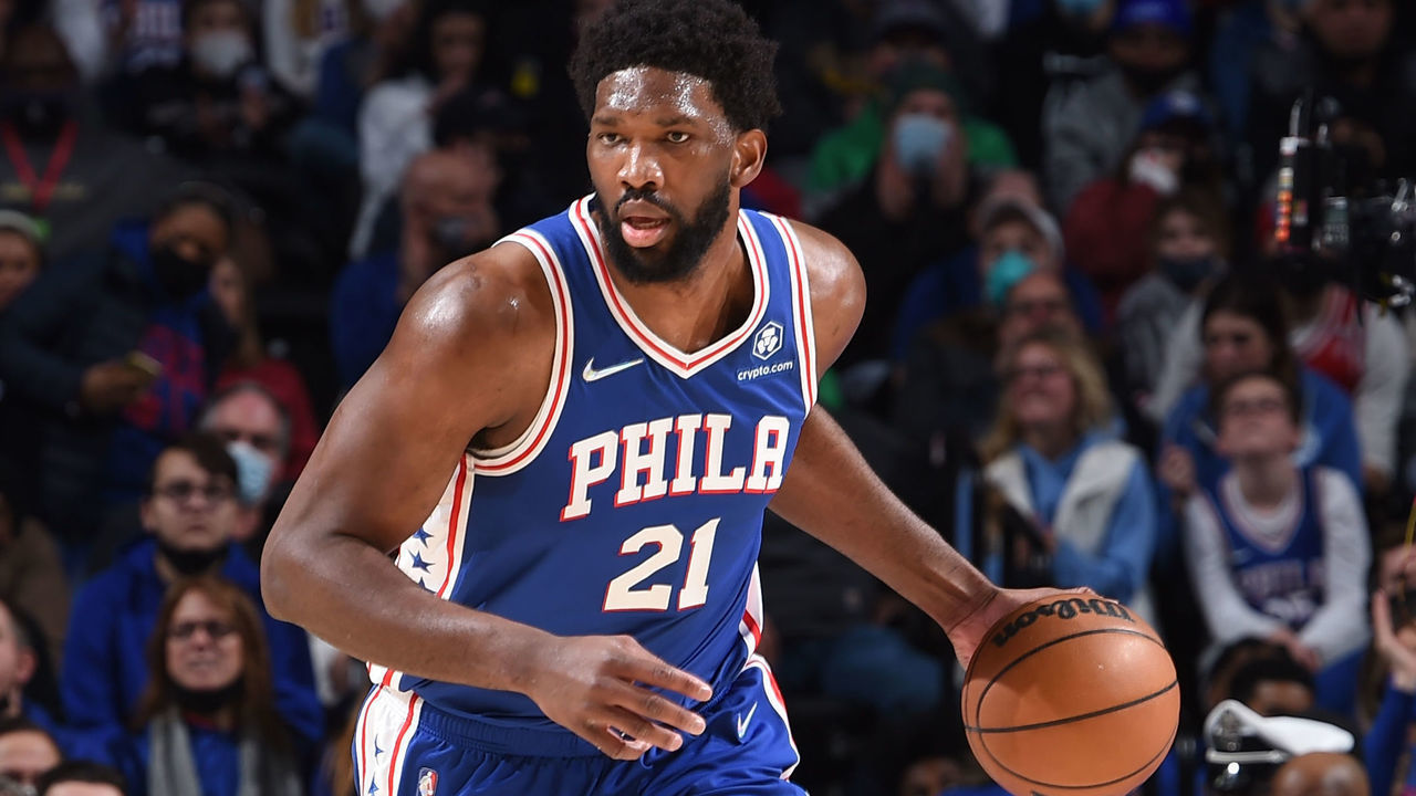 PHILADELPHIA, PA - JANUARY 14: Joel Embiid #21 of the Philadelphia 76ers handles the ball against the Boston Celtics on January 14, 2022 at Wells Fargo Center in Philadelphia, Pennsylvania. NOTE TO USER: User expressly acknowledges and agrees that, by downloading and/or using this Photograph, user is consenting to the terms and conditions of the Getty Images License Agreement. Mandatory Copyright Notice: Copyright 2021 NBAE