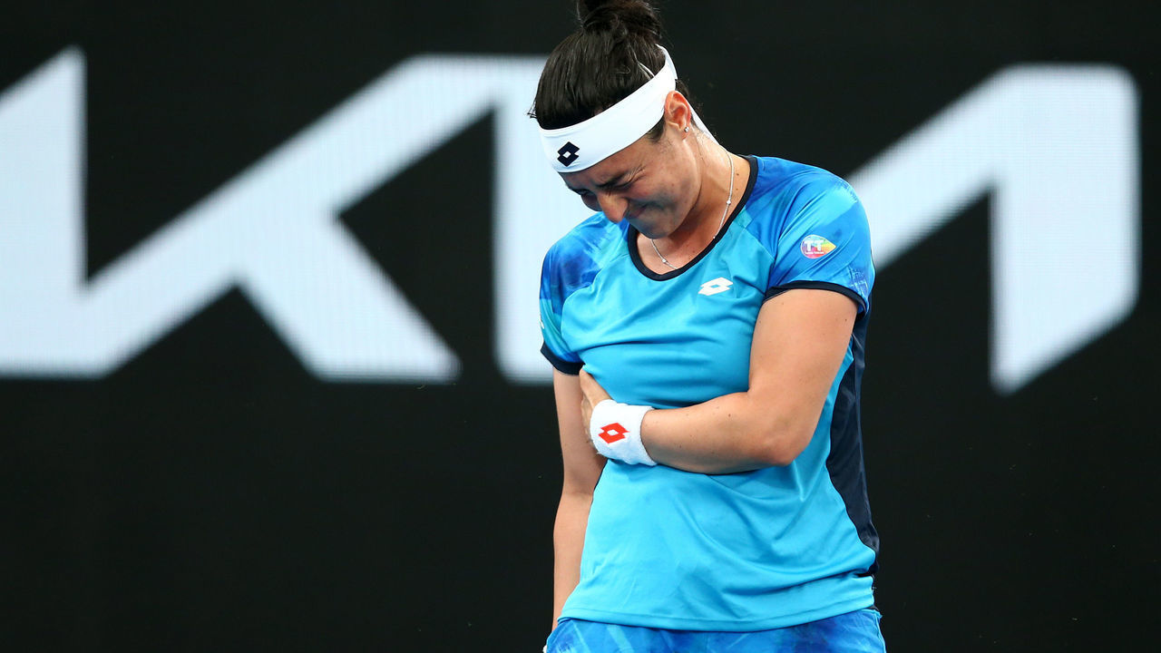 SYDNEY, AUSTRALIA - JANUARY 13: Ons Jabeur of Tunisia grimaces in her match against Anett Kontaveit of Estonia during day five of the Sydney Tennis Classic at the Sydney Olympic Park Tennis Centre on January 13, 2022 in Sydney, Australia.
