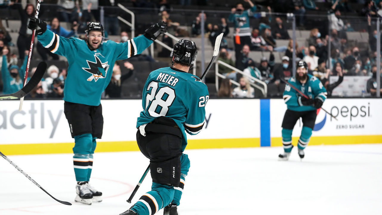 SAN JOSE, CA - JANUARY 17: Timo Meier #28 of the San Jose Sharks celebrates scoring a hat trick against the Los Angeles Kings at SAP Center on January 17, 2022 in San Jose, California.