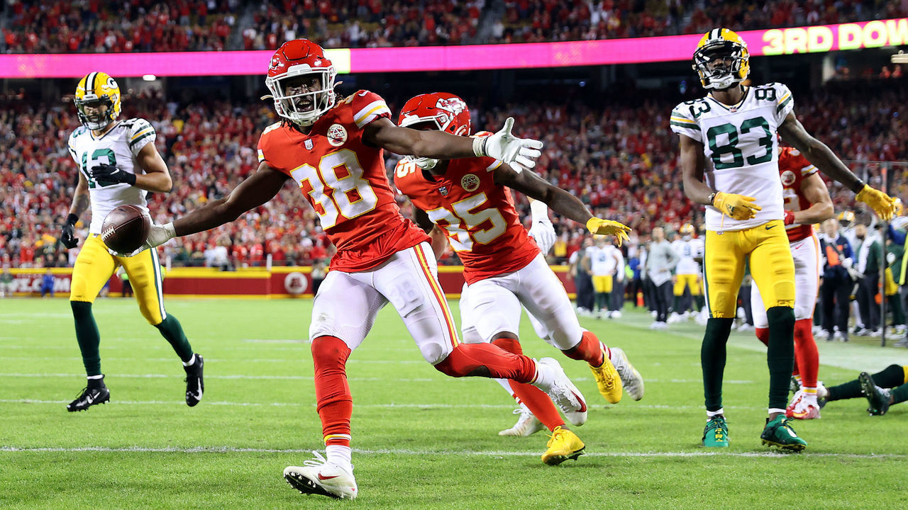 KANSAS CITY, MISSOURI - NOVEMBER 07: L'Jarius Sneed #38 of the Kansas City Chiefs reacts after intercepting a pass during the fourth quarter of the game against the Green Bay Packers at Arrowhead Stadium on November 07, 2021 in Kansas City, Missouri.