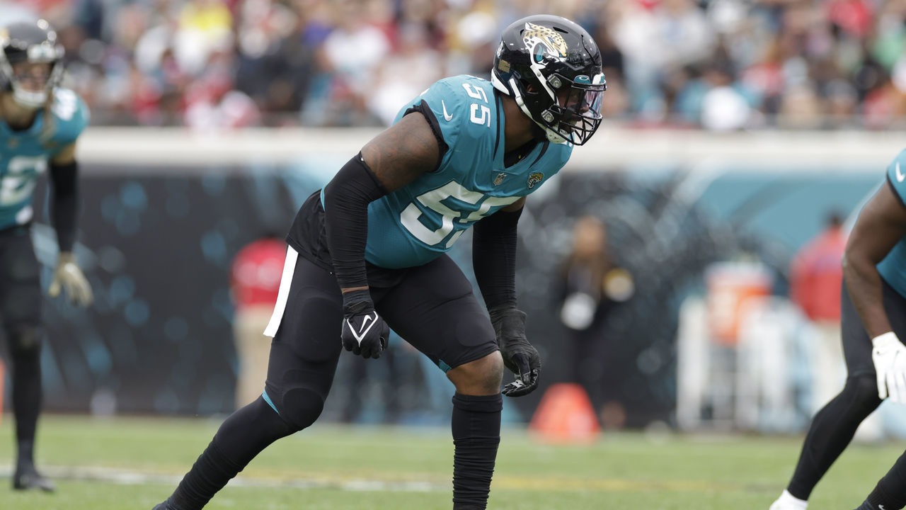 JACKSONVILLE, FL - NOVEMBER 28: Jacksonville Jaguars defensive end Lerentee McCray (55) during the game between the Atlanta Falcons and the Jacksonville Jaguars on November 28, 2021 at TIAA Bank Field in Jacksonville, Fl.