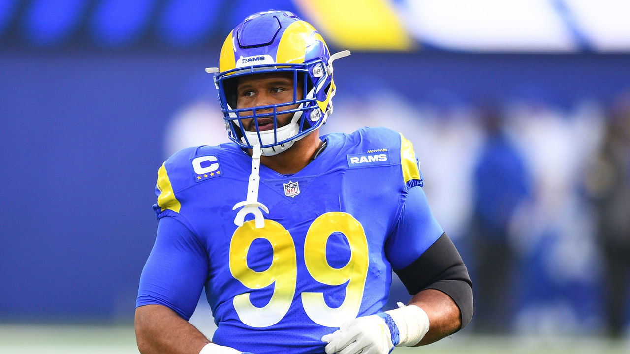 INGLEWOOD, CA - DECEMBER 05: Los Angeles Rams Defensive Tackle Aaron Donald (99) looks on during the NFL game between the Jacksonville Jaguars and the Los Angeles Rams on December 5, 2021, at SoFi Stadium in Inglewood, CA.