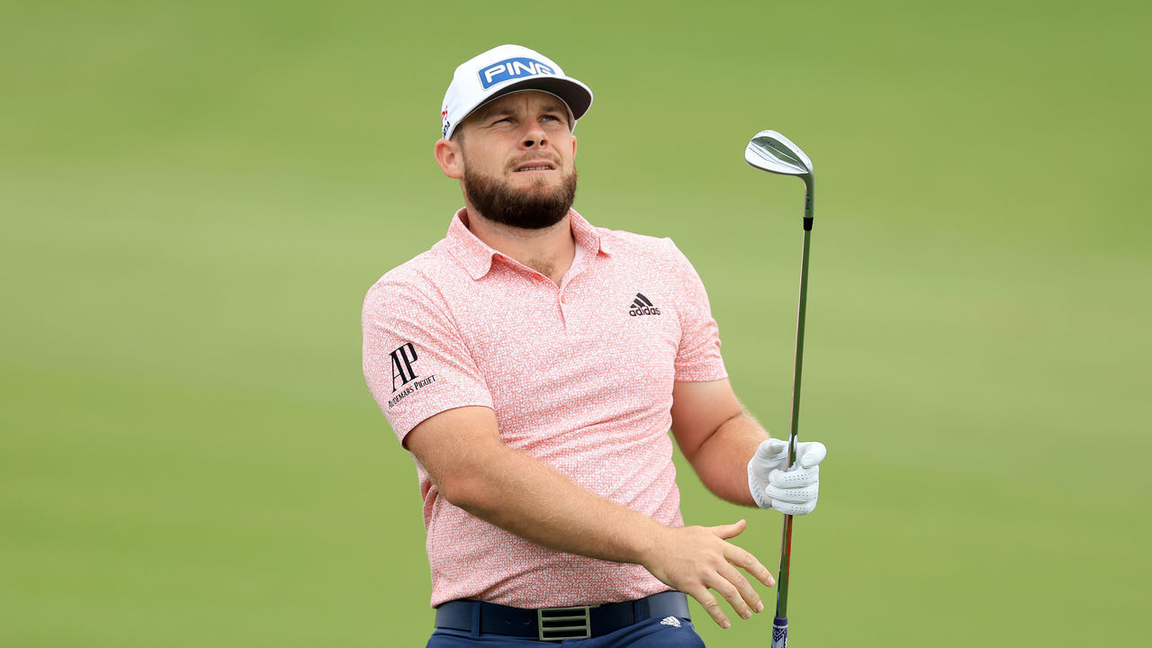 ABU DHABI, UNITED ARAB EMIRATES - JANUARY 20: Tyrrell Hatton of England plays his second shot on the fifth hole during Day One of the Abu Dhabi HSBC Championship at Yas Links Golf Course on January 20, 2022 in Abu Dhabi, United Arab Emirates.