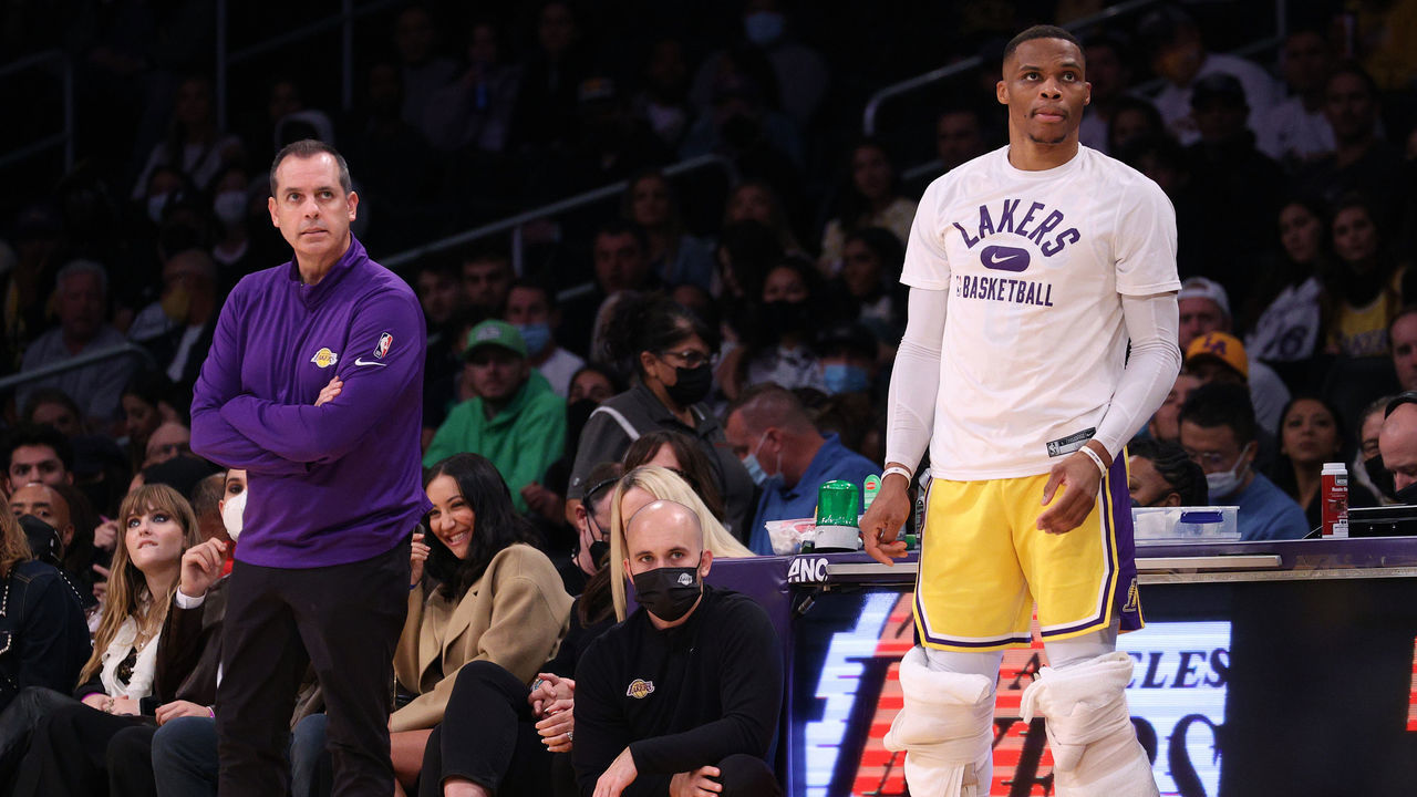 LOS ANGELES, CALIFORNIA - NOVEMBER 04: Russell Westbrook #0 and head coach Frank Vogel watch play during the first half against the Oklahoma City Thunder at Staples Center on November 04, 2021 in Los Angeles, California.
