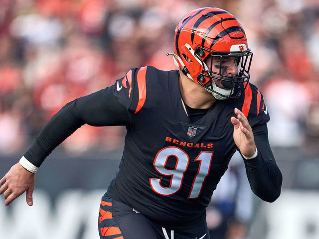 Cincinnati Bengals defensive end Trey Hendrickson (91) reacts after forcing  a fumble in the end zone against the Baltimore Ravens in the first half of  an NFL football game in Cincinnati, Sunday