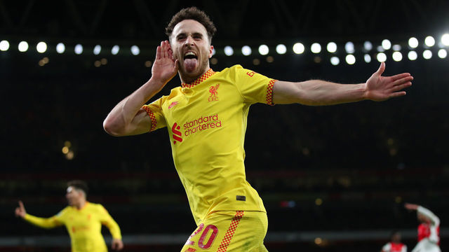 LONDON, ENGLAND - JANUARY 20: Diogo Jota of Liverpool celebrates scoring their 2nd goal during the Carabao Cup Semi Final Second Leg match between Arsenal and Liverpool at Emirates Stadium on January 20, 2022 in London, England.