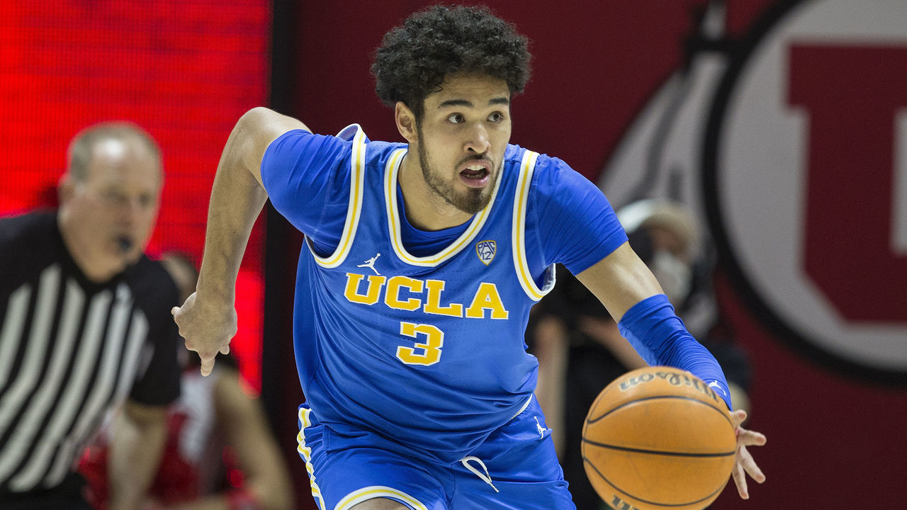 SALT LAKE CITY, UT - JANUARY 20: Johnny Juzang #3 of the UCLA Bruins rushes the ball up the court against the Utah Utes during the second half of the game at the Jon M. Huntsman Center on January 20, 2022 in Salt Lake City, Utah.
