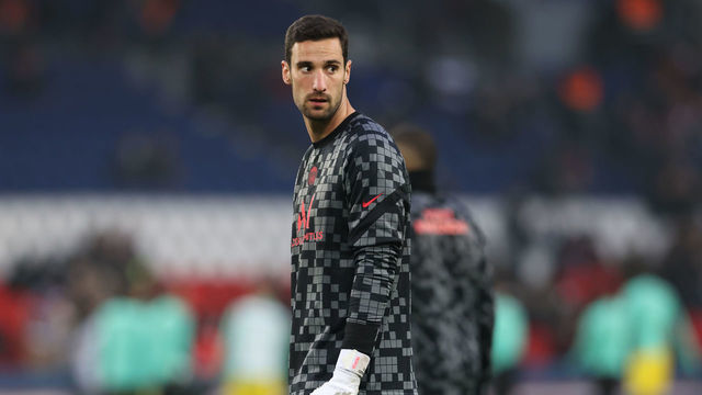 PARIS, FRANCE - NOVEMBER 20: Sergio Rico of PSG during the warm up prior to the Ligue 1 Uber Eats match between Paris Saint Germain and FC Nantes at Parc des Princes on November 20, 2021 in Paris, France.
