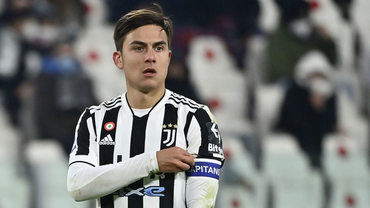 TURIN, ITALY - JANUARY 15: Paulo Dybala of Juventus FC reacts during the Serie A match between Juventus and Udinese Calcio at Allianz Stadium on January 15, 2022 in Turin, Italy.