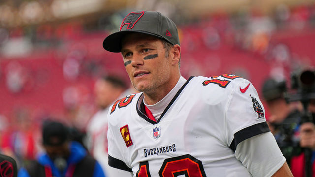 TAMPA, FL - JANUARY 16: Tampa Bay Buccaneers quarterback Tom Brady (12) looks on during the game between the Philadelphia Eagles and the Tampa Bay Buccaneers on January 16, 2022 at Raymond James Stadium in Tampa, FL.