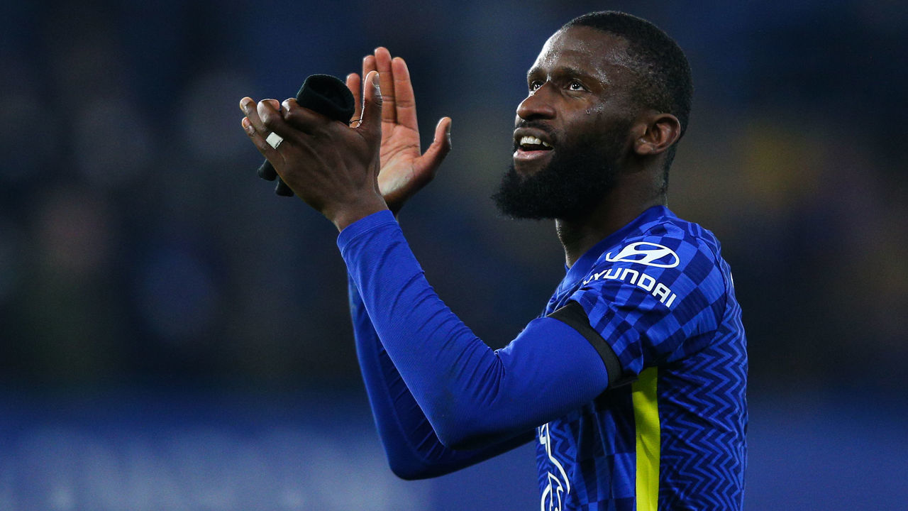 LONDON, ENGLAND - JANUARY 23: Antonio Rudiger of Chelsea applauds the fans after the Premier League match between Chelsea and Tottenham Hotspur at Stamford Bridge on January 23, 2022 in London, United Kingdom.