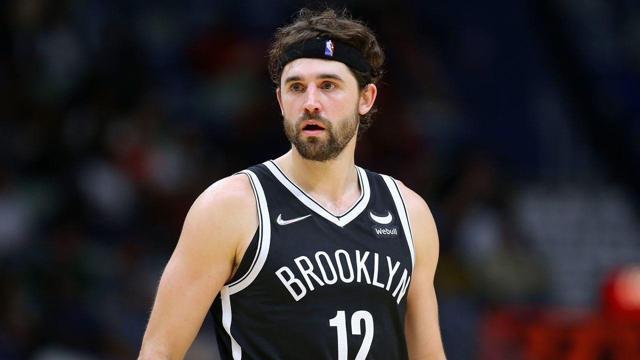 NEW ORLEANS, LOUISIANA - NOVEMBER 12: Joe Harris #12 of the Brooklyn Nets reacts against the New Orleans Pelicans during a game at the Smoothie King Center on November 12, 2021 in New Orleans, Louisiana.