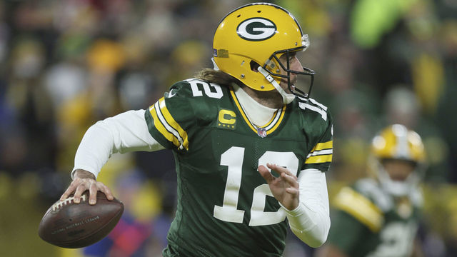 Football: NFL Playoffs: Green Bay Packers QB Aaron Rodgers (12) in action vs San Francisco 49ers at Lambeau Field. Green Bay, WI 1/22/2022 CREDIT: Jeff Haynes
