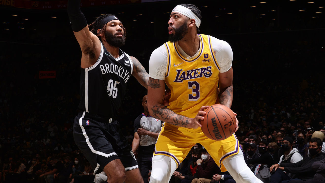 BROOKLYN, NY - JANUARY 25: Anthony Davis #3 of the Los Angeles Lakers handles the ball during the game against the Brooklyn Nets on January 25, 2022 at Barclays Center in Brooklyn, New York. Mandatory Copyright Notice: Copyright 2022 NBAE