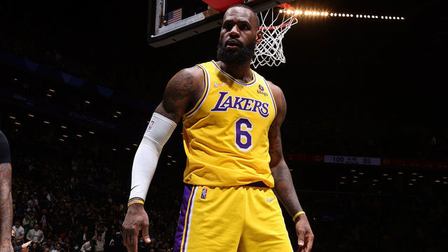BROOKLYN, NY - JANUARY 25: LeBron James #6 of the Los Angeles Lakers celebrates during the game against the Brooklyn Nets on January 25, 2022 at Barclays Center in Brooklyn, New York. Mandatory Copyright Notice: Copyright 2022 NBAE