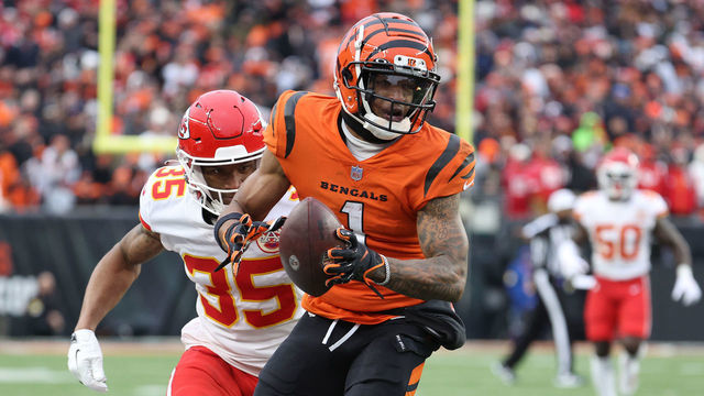 CINCINNATI, OHIO - JANUARY 02: Ja'Marr Chase #1of the Cincinnati Bengals against the Kansas City Chiefs at Paul Brown Stadium on January 02, 2022 in Cincinnati, Ohio.