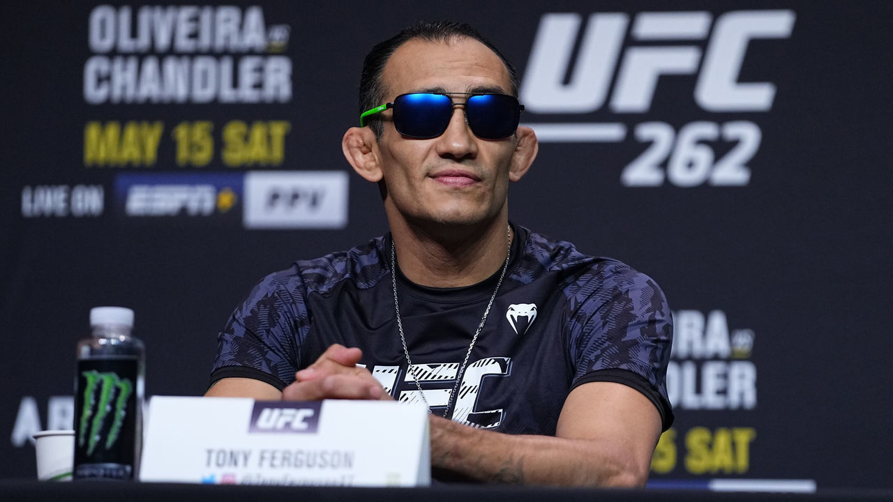 HOUSTON, TEXAS - MAY 13: Tony Ferguson interacts with media during the UFC 262 press conference at George R. Brown Convention Center on May 13, 2021 in Houston, Texas.