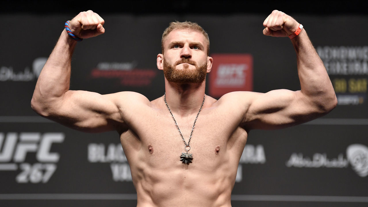 ABU DHABI, UNITED ARAB EMIRATES - OCTOBER 29: Jan Blachowicz of Poland poses on the scale during the UFC 267 ceremonial weigh-in at Etihad Arena on October 29, 2021 in Yas Island, Abu Dhabi, United Arab Emirates.