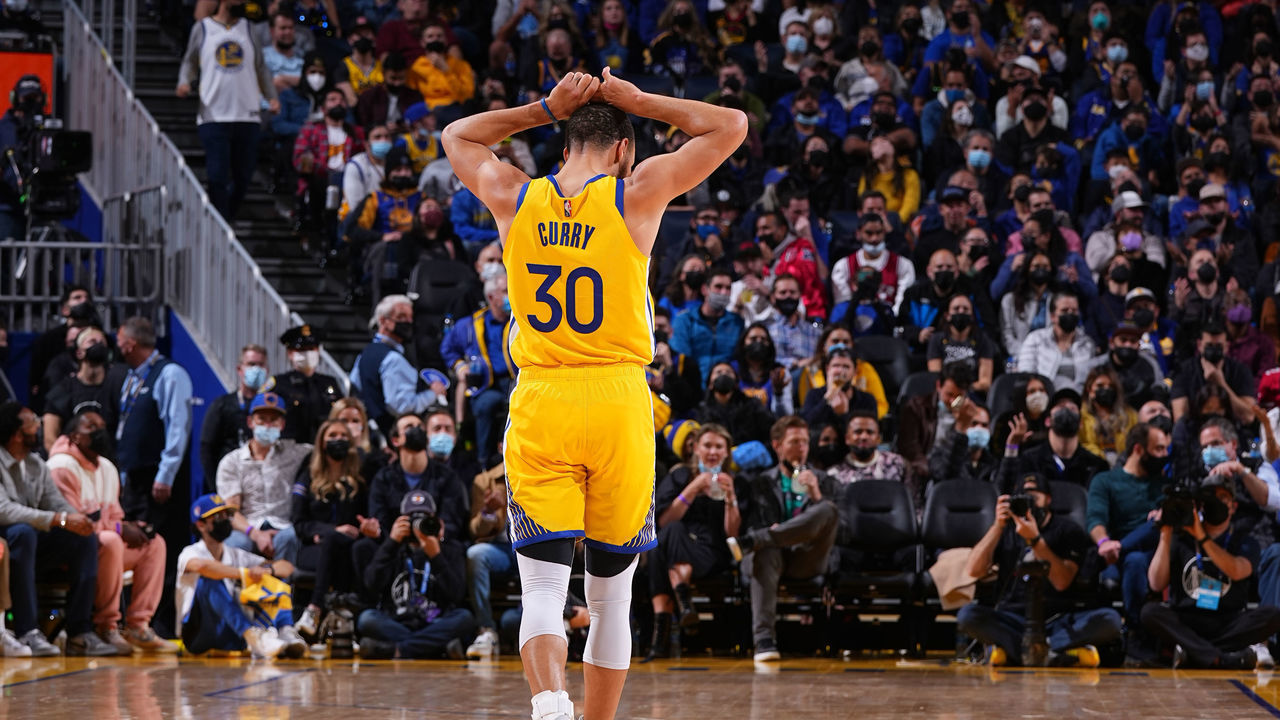 SAN FRANCISCO, CA - JANUARY 27: Stephen Curry #30 of the Golden State Warriors looks on during a game against the Minnesota Timberwolves on January 27, 2022 at the Chase Center in San Francisco, California. NOTE TO USER: User expressly acknowledges and agrees that, by downloading and/or using this Photograph, user is consenting to the terms and conditions of the Getty Images License Agreement. Mandatory Copyright Notice: Copyright 2022 NBAE