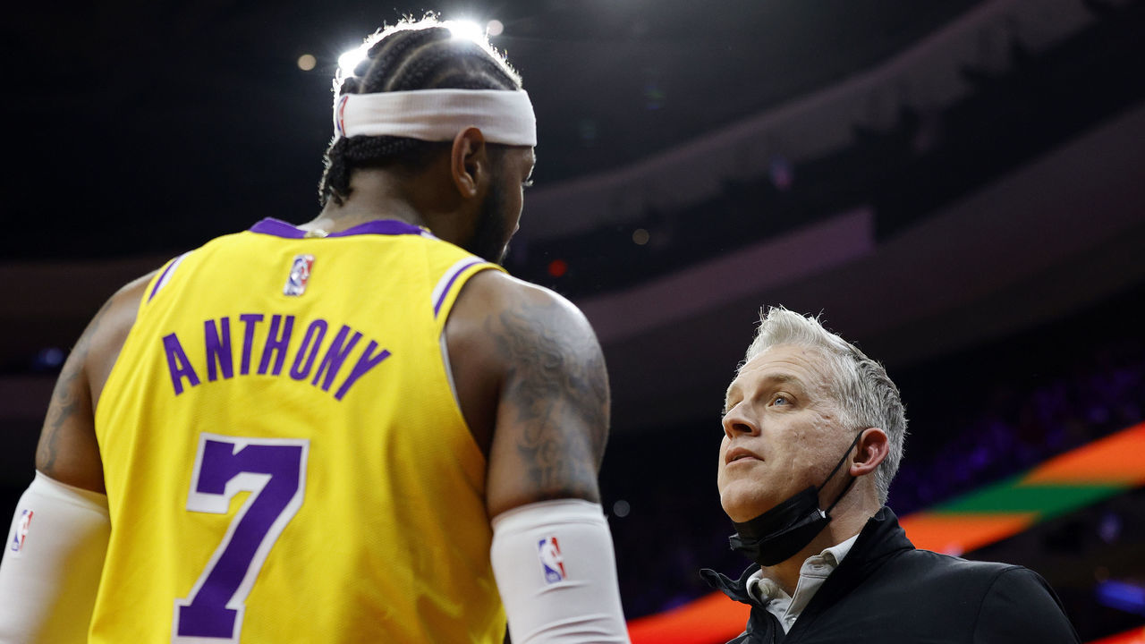 PHILADELPHIA, PENNSYLVANIA - JANUARY 27: Carmelo Anthony #7 of the Los Angeles Lakers confronts a heckler during the fourth quarter of a game against the Philadelphia 76ers at Wells Fargo Center on January 27, 2022 in Philadelphia, Pennsylvania. The heckler was later ejected from the game. NOTE TO USER: User expressly acknowledges and agrees that, by downloading and or using this photograph, User is consenting to the terms and conditions of the Getty Images License Agreement.