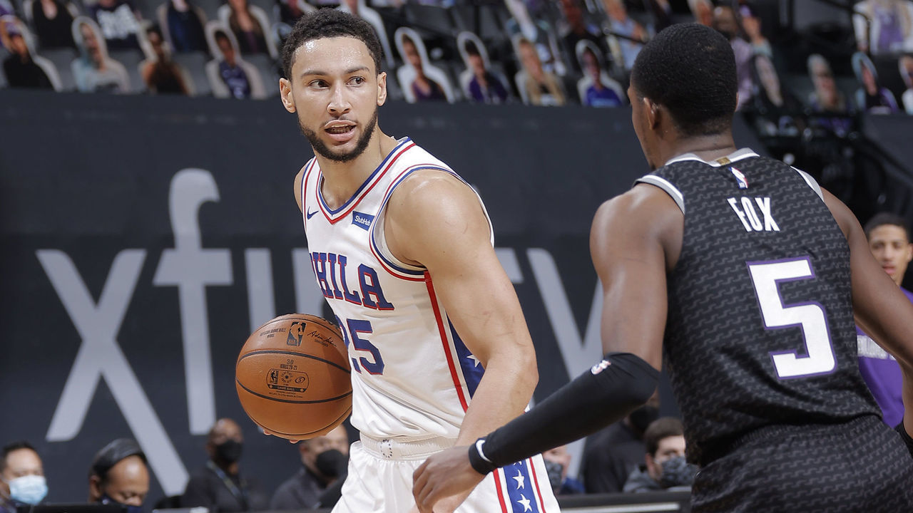 SACRAMENTO, CA - FEBRUARY 9: Ben Simmons #25 of the Philadelphia 76ers dribbles the ball during the game against the Sacramento Kings on February 9, 2021 at Golden 1 Center in Sacramento, California. Mandatory Copyright Notice: Copyright 2021 NBAE