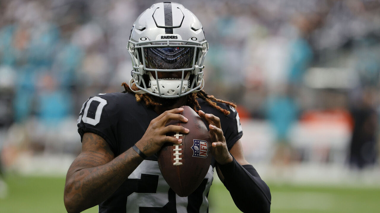 LAS VEGAS, NEVADA - SEPTEMBER 26: Cornerback Damon Arnette #20 of the Las Vegas Raiders warms up before a game against the Miami Dolphins at Allegiant Stadium on September 26, 2021 in Las Vegas, Nevada. The Raiders defeated the Dolphins 31-28 in overtime.