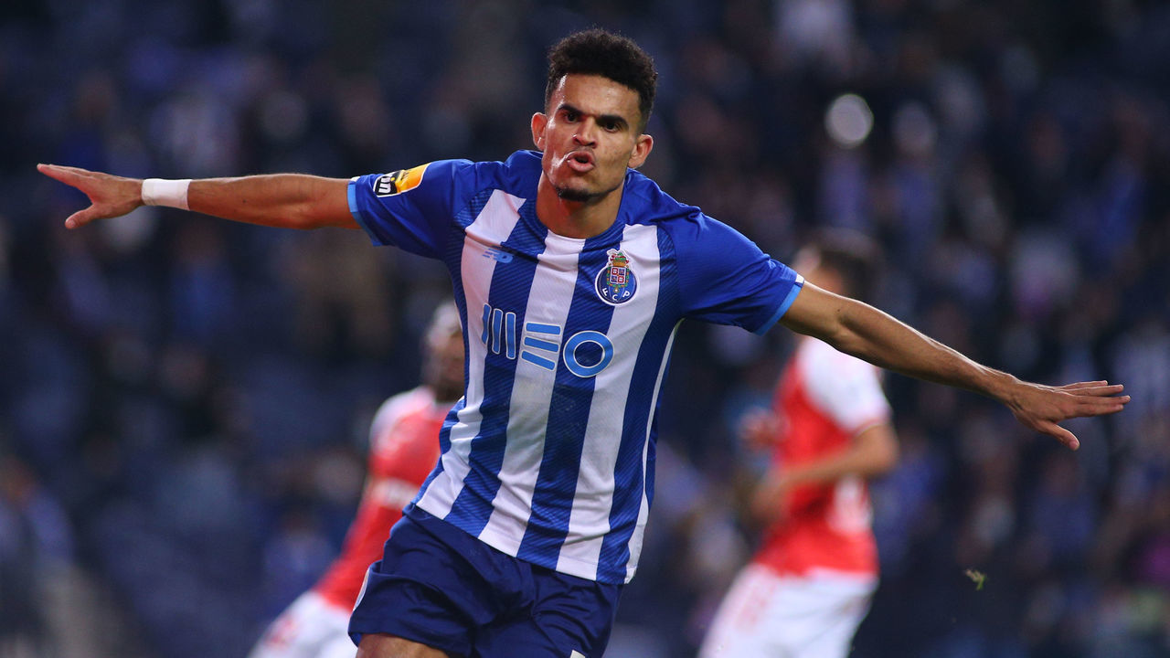PORTO, PORTUGAL - DECEMBER 12: Luis Diaz of FC Porto celebrates after scoring his team's first goal during the Liga Portugal Bwin match between FC Porto and SC Braga at Estadio do Dragao on December 12, 2021 in Porto, Portugal.