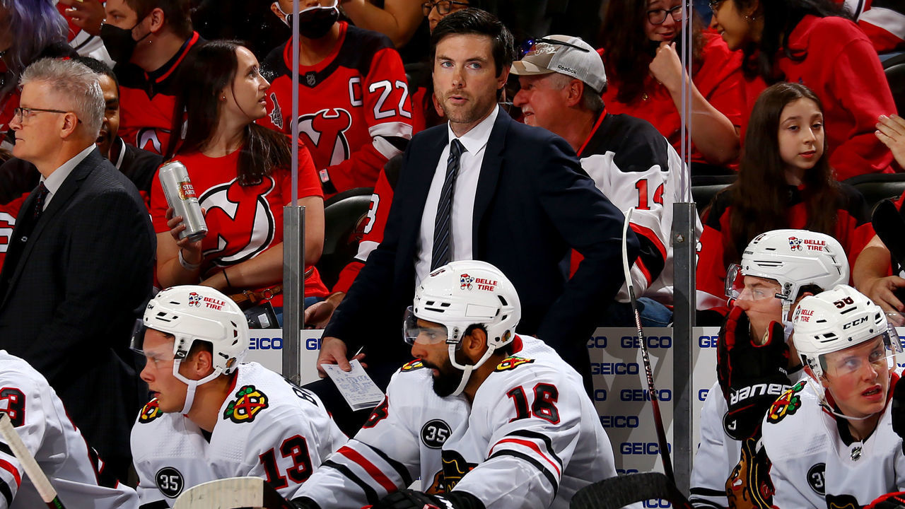 NEWARK, NEW JERSEY - OCTOBER 15: Chicago Blackhawks head coach Jeremy Colliton watches during a game against the New Jersey Devils at Prudential Center on October 15, 2021 in Newark, New Jersey.