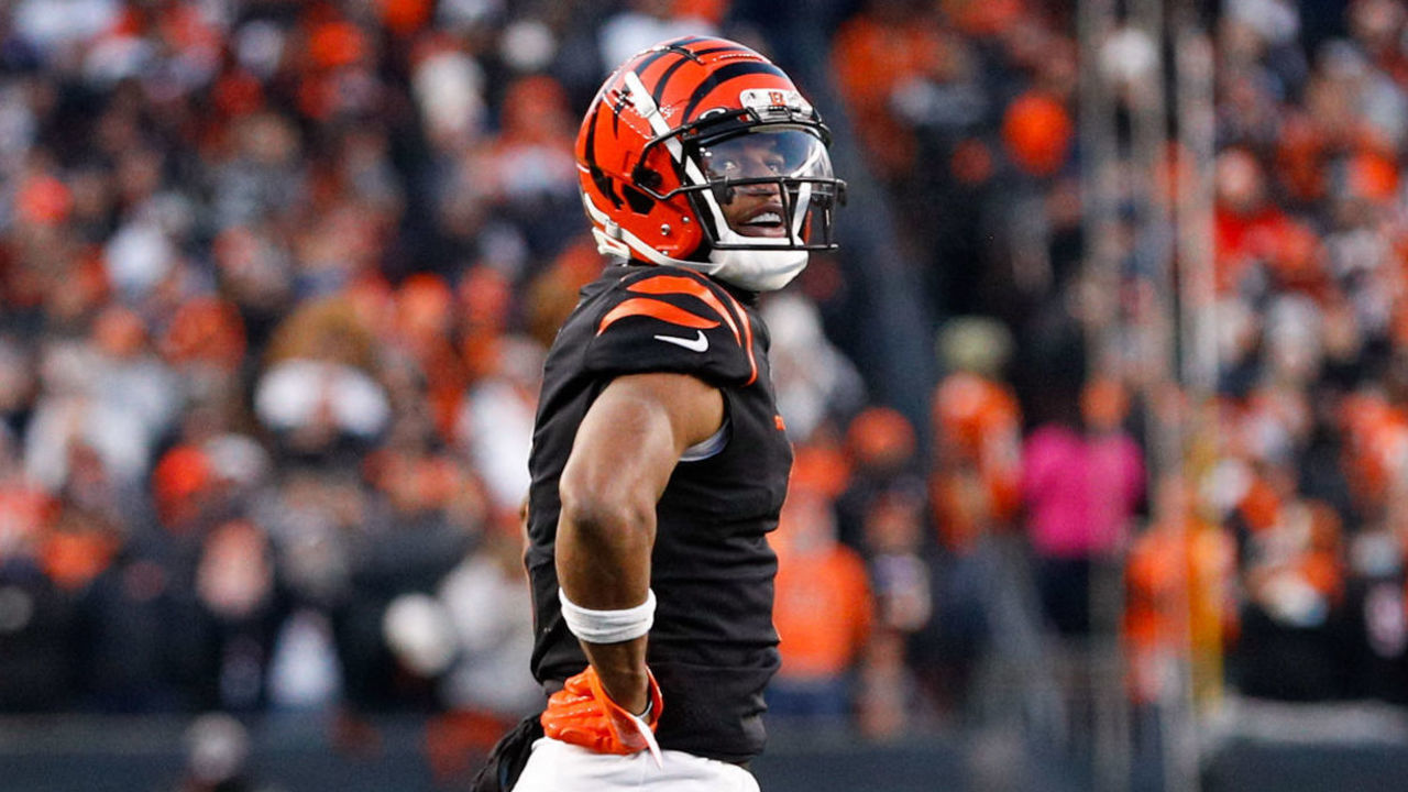 CINCINNATI, OH - JANUARY 15: Cincinnati Bengals wide receiver Ja'Marr Chase (1) looks at the scoreboard during the Wild Card game against the Las Vegas Raiders and the Cincinnati Bengals on January 15, 2022, at Paul Brown Stadium in Cincinnati, OH.