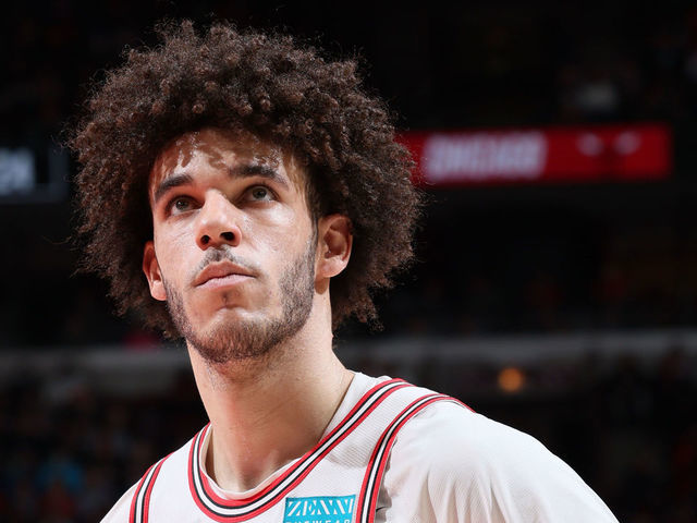 CHICAGO, IL - JANUARY 14: Lonzo Ball #2 of the Chicago Bulls looks on during the game against the Golden State Warriors on January 14, 2022 at United Center in Chicago, Illinois. Mandatory Copyright Notice: Copyright 2022 NBAE