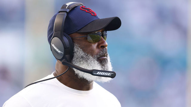MIAMI GARDENS, FLORIDA - NOVEMBER 07: Defensive coordinator Lovie Smith of the Houston Texans looks on during the fourth quarter against the Miami Dolphins at Hard Rock Stadium on November 07, 2021 in Miami Gardens, Florida.