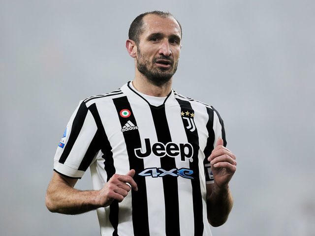 TURIN, ITALY - FEBRUARY 06: Giorgio Chiellini of Juventus looks on during the Serie A match between Juventus and Hellas Verona at Allianz Stadium on February 06, 2022 in Turin, Italy.