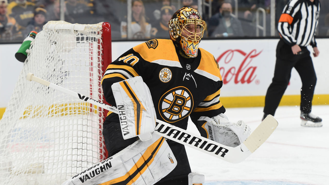 BOSTON, MA - JANUARY 18: Tuukka Rask #40 of the Boston Bruins in the net against the Carolina Hurricanes at the TD Garden on January 18, 2022 in Boston, Massachusetts.