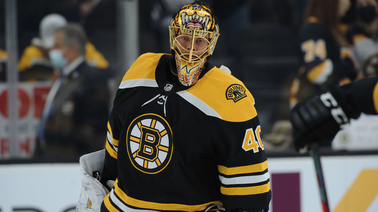 BOSTON, MA - JANUARY 12: Tuukka Rask #40 of the Boston Bruins warms up before the game against the Montreal Canadiens at the TD Garden on January 12, 2022 in Boston, Massachusetts.