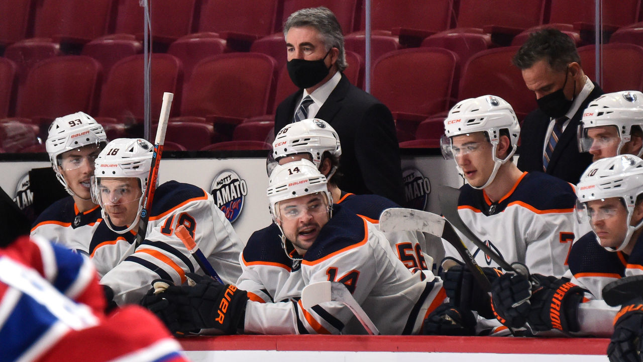 MONTREAL, QC - JANUARY 29: Head coach of the Edmonton Oilers, Dave Tippett, handles bench duties during the third period against the Montreal Canadiens at Centre Bell on January 29, 2022 in Montreal, Canada. The Edmonton Oilers defeated the Montreal Canadiens 7-2.