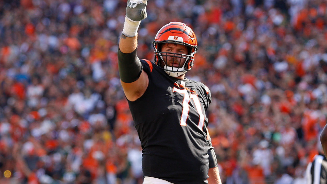 CINCINNATI, OH - OCTOBER 10: Cincinnati Bengals offensive tackle Riley Reiff (71) reacts during the game against the Green Bay Packers and the Cincinnati Bengals on October 10, 2021, at Paul Brown Stadium in Cincinnati, OH.