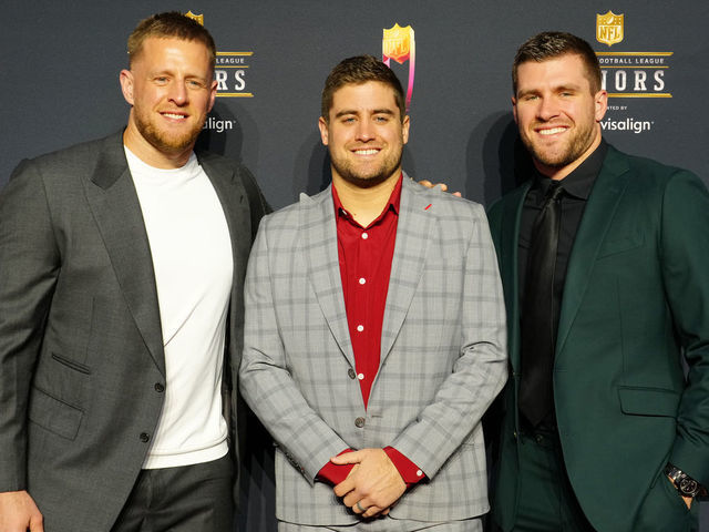 NFL Honors live updates: Aaron Rodgers wins league MVP, T.J. Watt wins  DPOY, 2022 Hall of Fame class announced and more - The Athletic