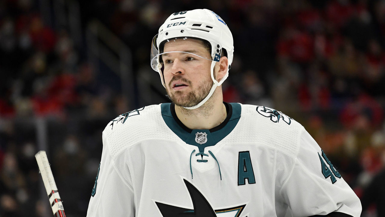 WASHINGTON, DC - JANUARY 26: Sharks center Tomas Hertl (48) waits for a face-off during the San Jose Sharks versus Washington Capitals National Hockey League game on January 26, 2022 at Capital One Arena in Washington, D.C..