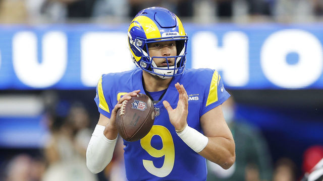 INGLEWOOD, CALIFORNIA - JANUARY 30: Matthew Stafford #9 of the Los Angeles Rams looks to pass the ball during the NFC Championship Game against the San Francisco 49ers at SoFi Stadium on January 30, 2022 in Inglewood, California.