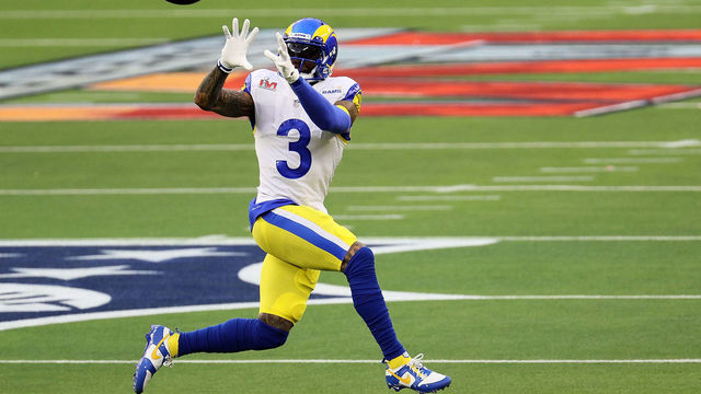 INGLEWOOD, CALIFORNIA - FEBRUARY 13: Odell Beckham Jr. #3 of the Los Angeles Rams catches the ball in the second quarter of the game against the Cincinnati Bengals during Super Bowl LVI at SoFi Stadium on February 13, 2022 in Inglewood, California.