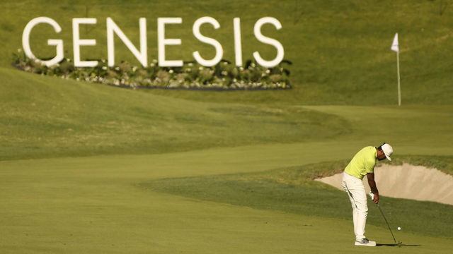 PACIFIC PALISADES, CALIFORNIA - FEBRUARY 21: Tony Finau of the United States plays a shot on the 18th hole during the final round of The Genesis Invitational at Riviera Country Club on February 21, 2021 in Pacific Palisades, California.