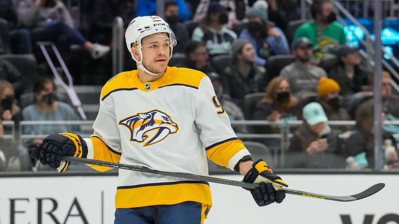 SEATTLE, WASHINGTON - JANUARY 25: Mark Borowiecki #90 of the Nashville Predators looks back at the bench during the first period of a game between the Nashville Predators and the Seattle Kraken at Climate Pledge Arena on January 25, 2022 in Seattle, Washington.